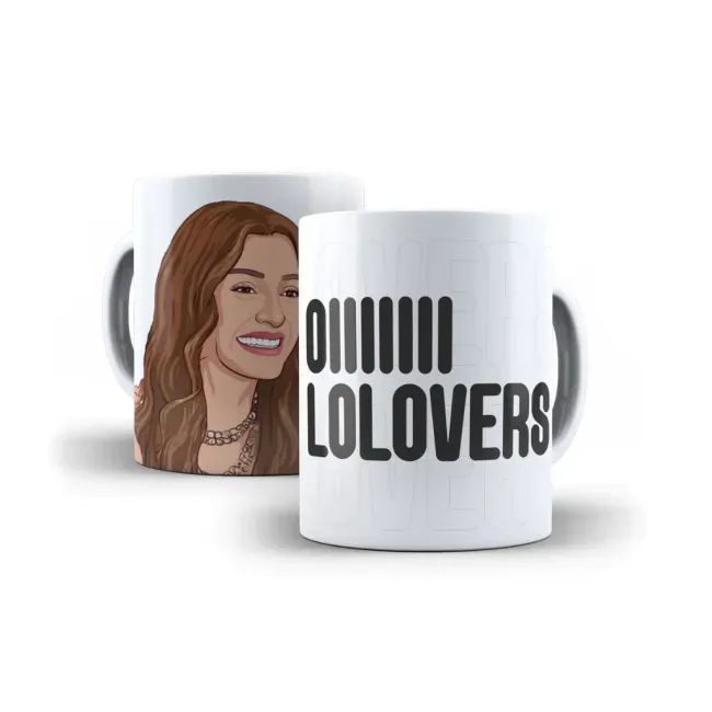 Caneca Lola de Beleza Fatal com a frase "Oi, Lolovers"