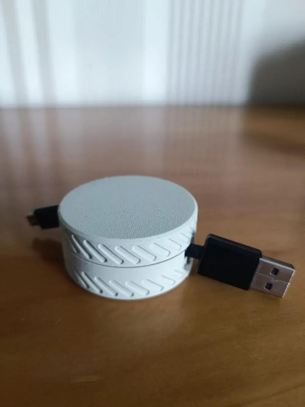 Organizador de cabos USB